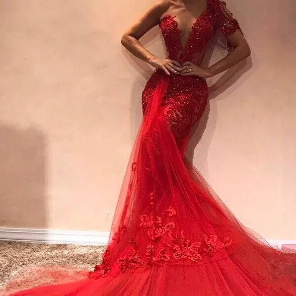 Long Mermaid One Shoulder Appliques Lace Tulle Red Prom Dress