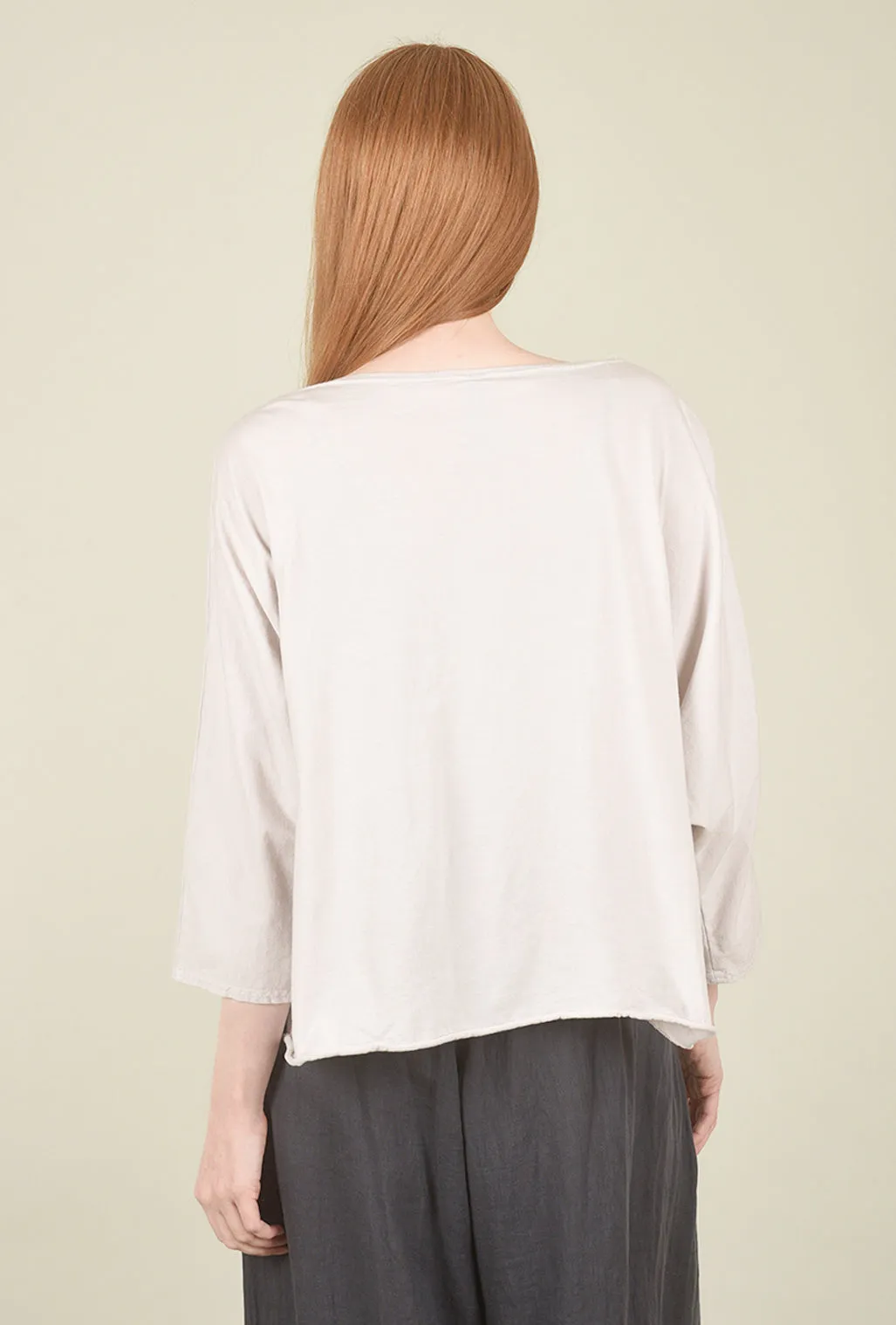 Luna Tee, Ashby White