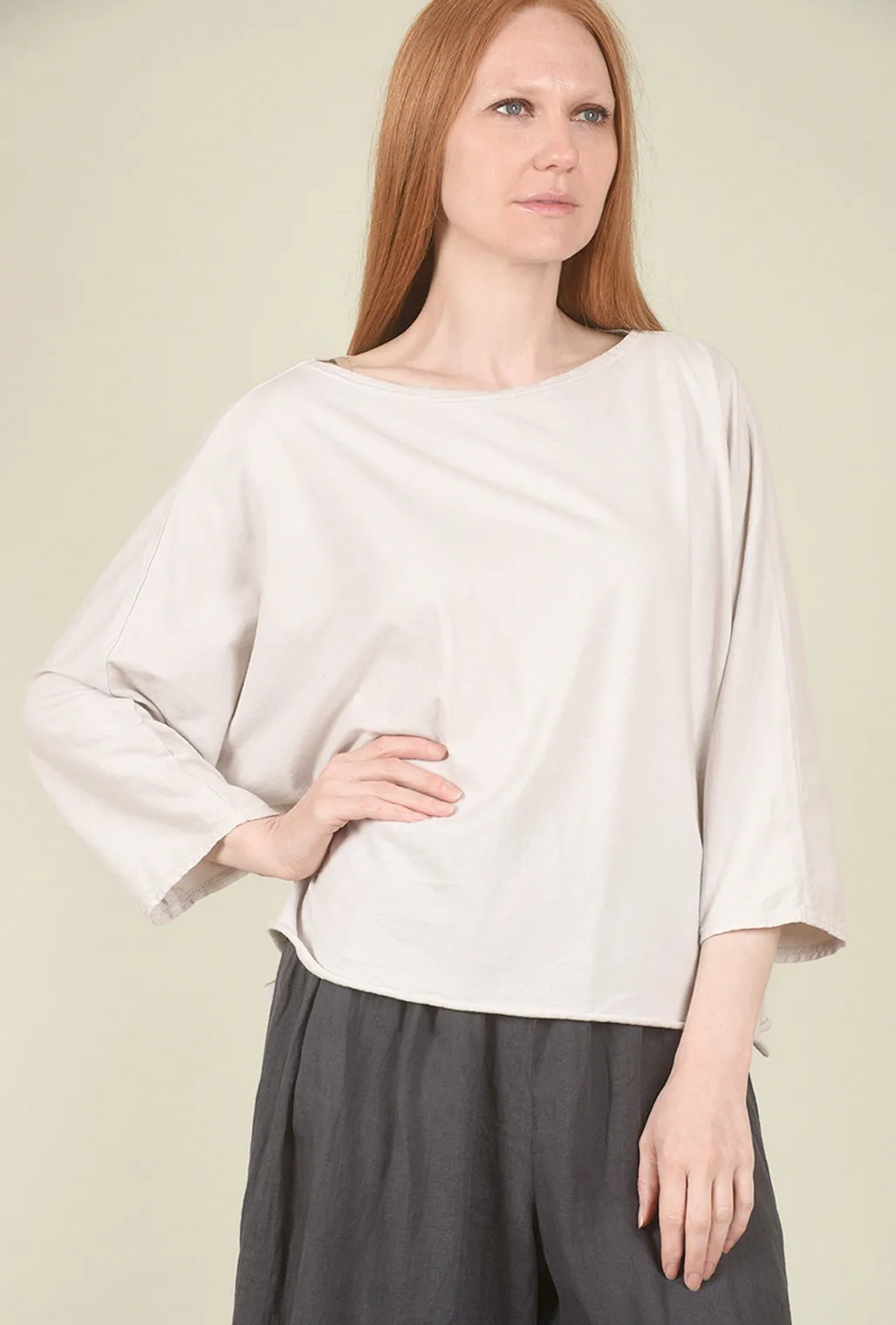 Luna Tee, Ashby White