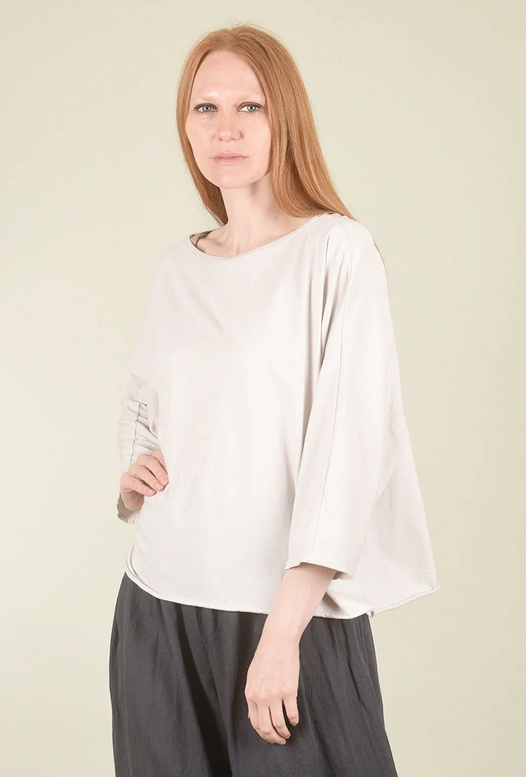 Luna Tee, Ashby White