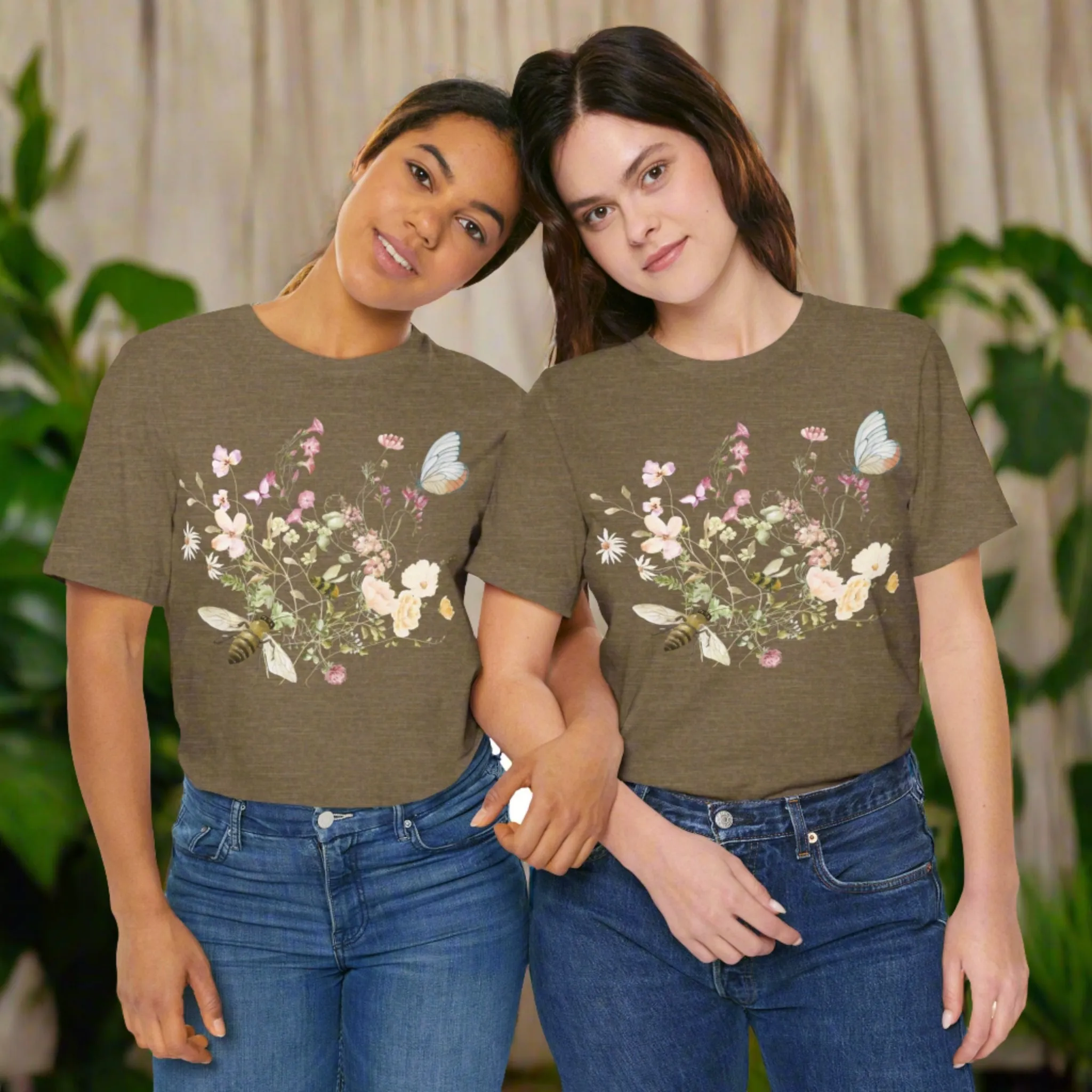 Unisex Vintage Wild Flower and Bee Jersey Short Sleeve Tee